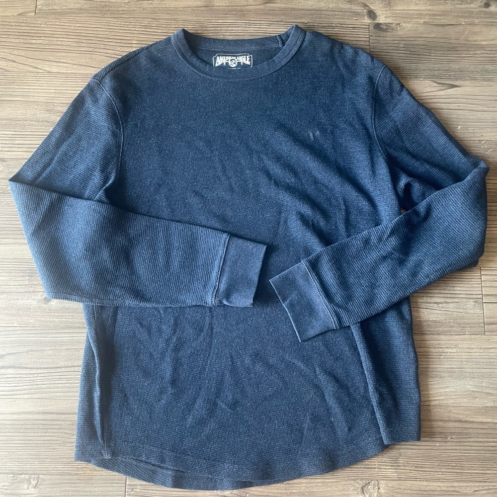 American Eagle Navy Long Sleeve Crewneck Size Medium